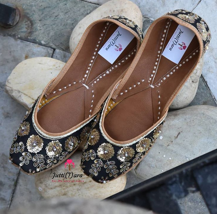 Photo By Juttiara - Accessories