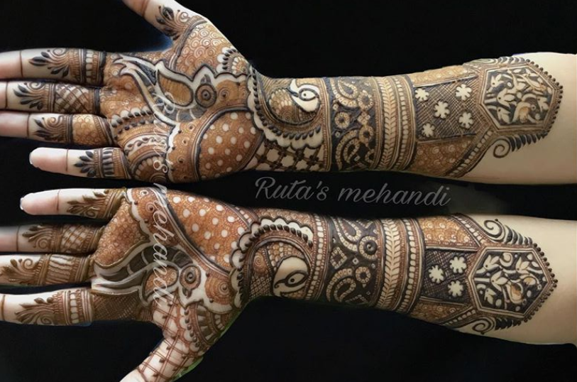 Ruta Mehendi Artist