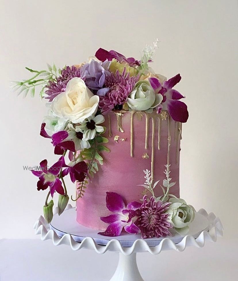 Photo By Fete Patisserie - Cake