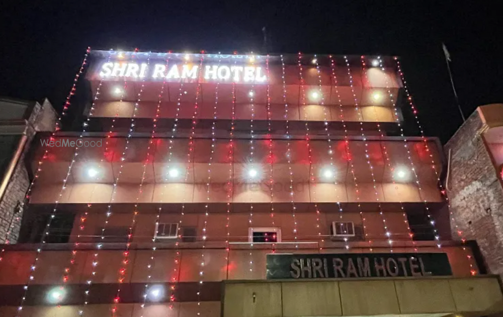 Shri Ram Hotel