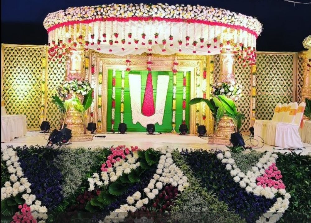 Kt Kore Flower Decoration