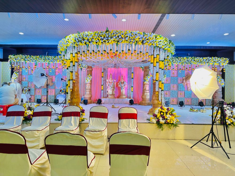 Photo By Auspicious Flower Decor and Events - Decorators