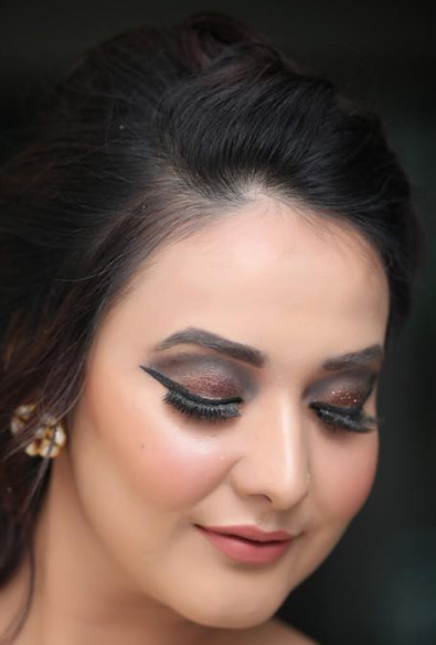 Photo By Manisha Makeovers - Bridal Makeup