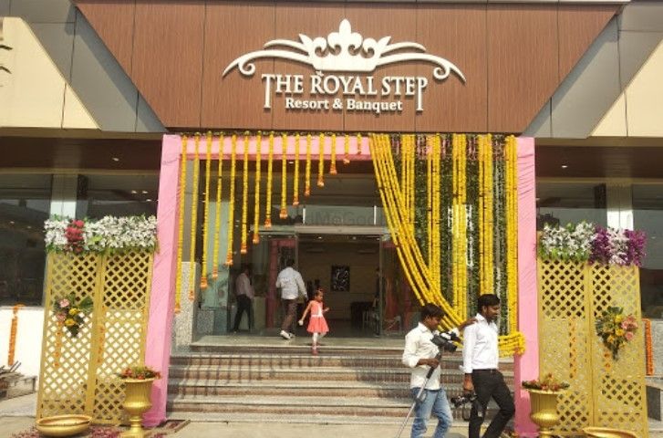 The Royal Step Resort and Banquet