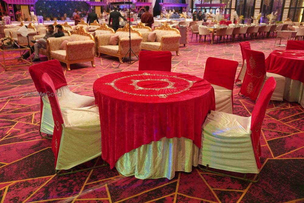 Photo By Flora Green Banquet - Venues