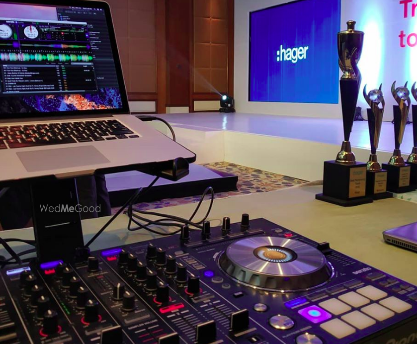 Photo By Dhanalaxmi Audio and Lights - DJs