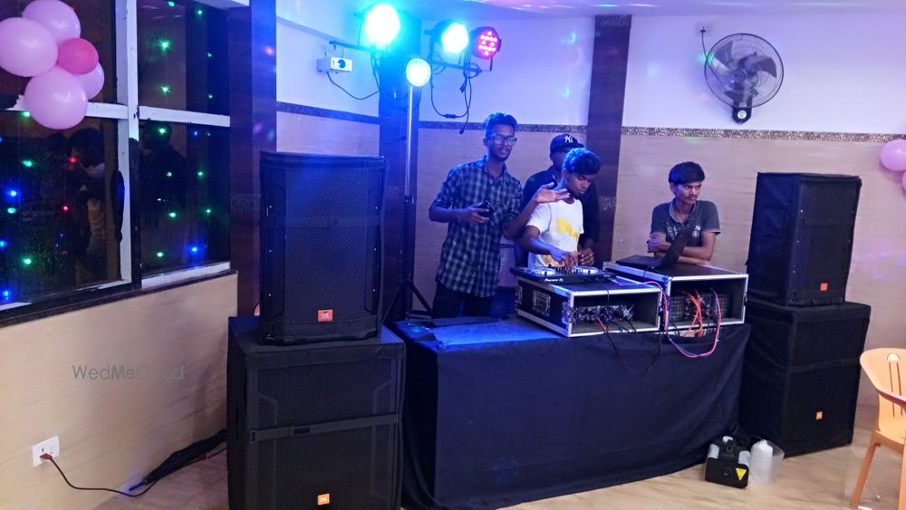 Photo By Dhanalaxmi Audio and Lights - DJs