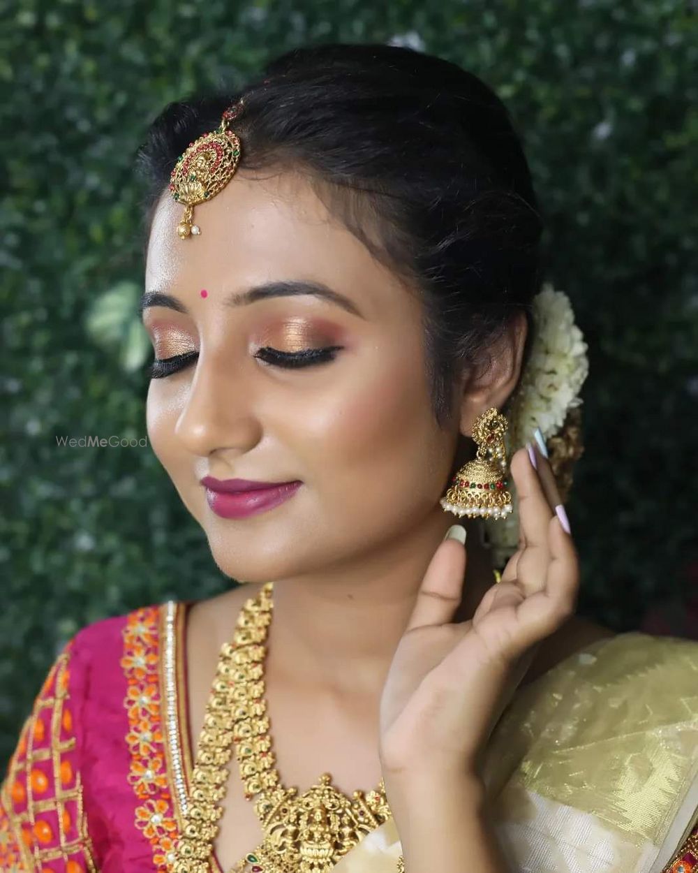 Photo By Makeup by Ashviqa - Bridal Makeup