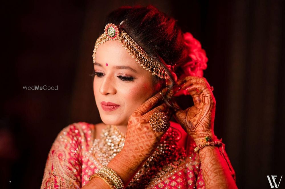 Photo By Dream Makeovers by Kavya - Bridal Makeup