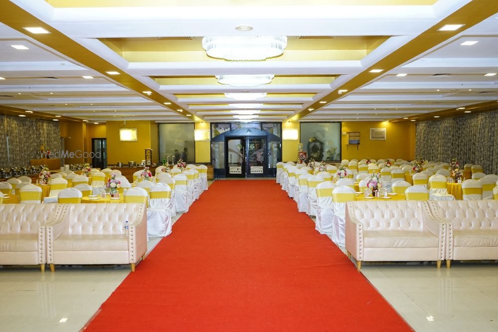 Photo By De Grandeur Hotel and Banquets, Thane - Venues