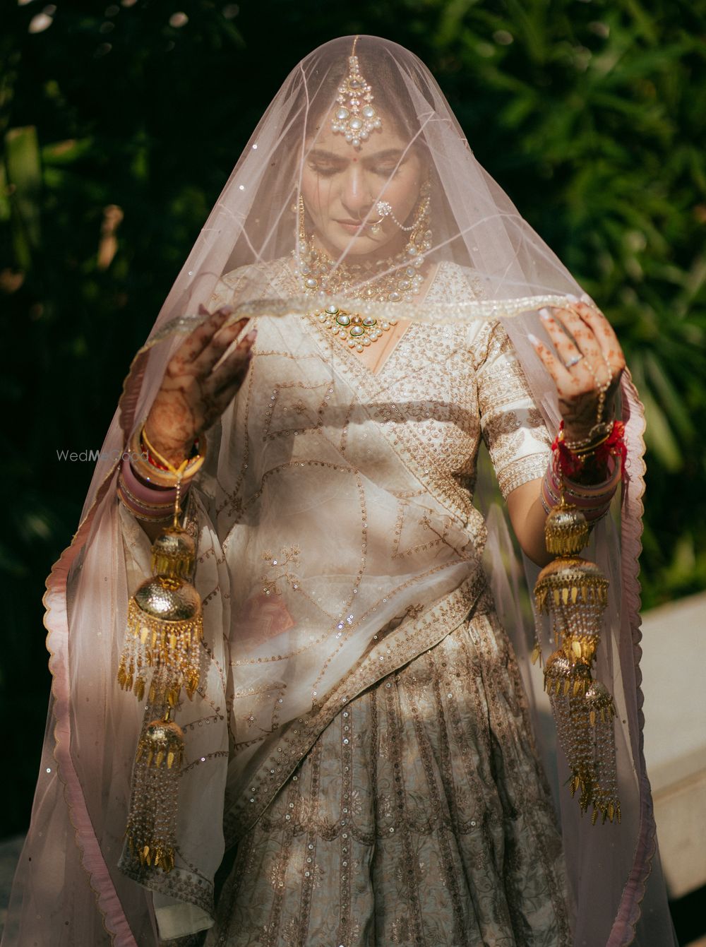 Photo By Sunshine Studio - Photographers