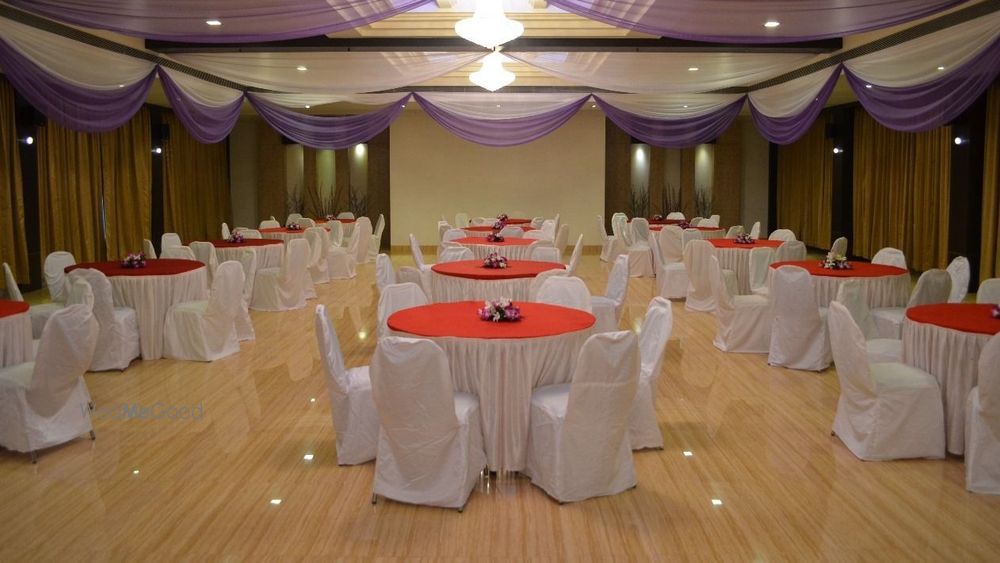 Hotel Devanshi Inn & Banquets