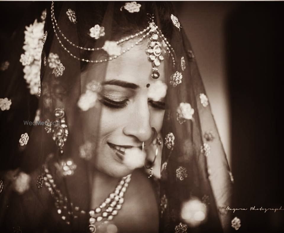 Photo By Bhavika Gundesha - Bridal Makeup