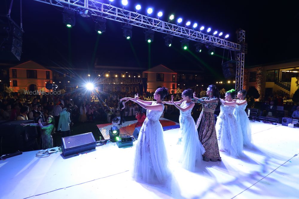 Photo By Ayushi Khanna Choreography - Sangeet Choreographer