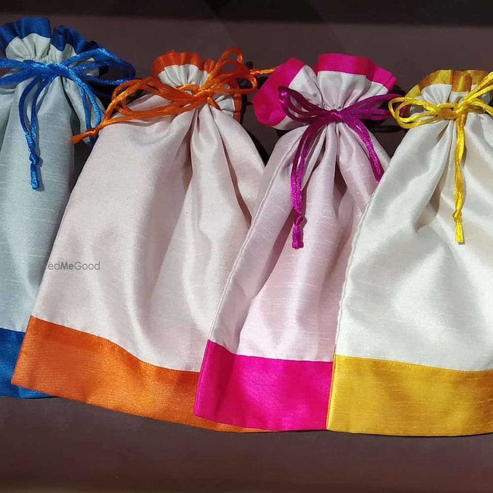 Photo By Romeojaan Enterprises - Accessories