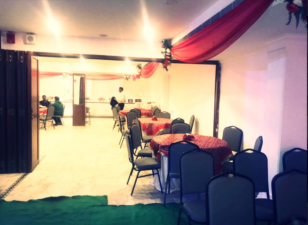 Photo By OYO Townhouse 013 - Venues