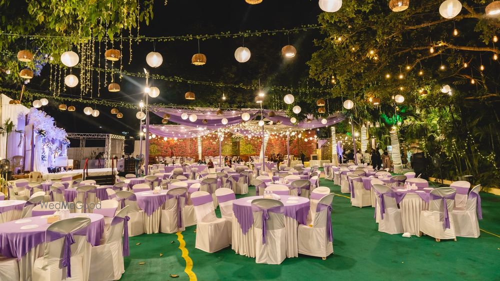 Blossoms Lawn, Andheri