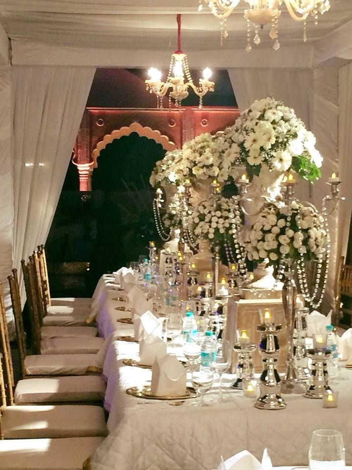 Photo of White Floral Table Decor
