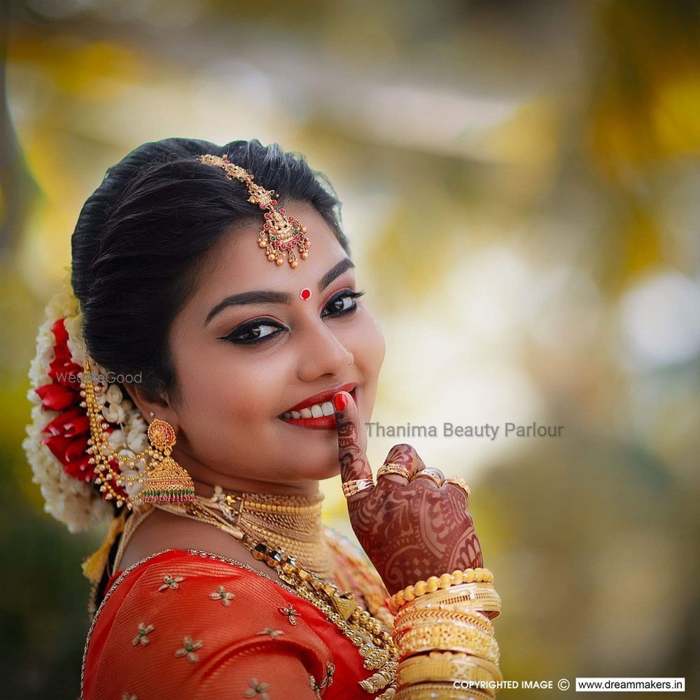 Photo By Thanima Beauty Lounge - Bridal Makeup