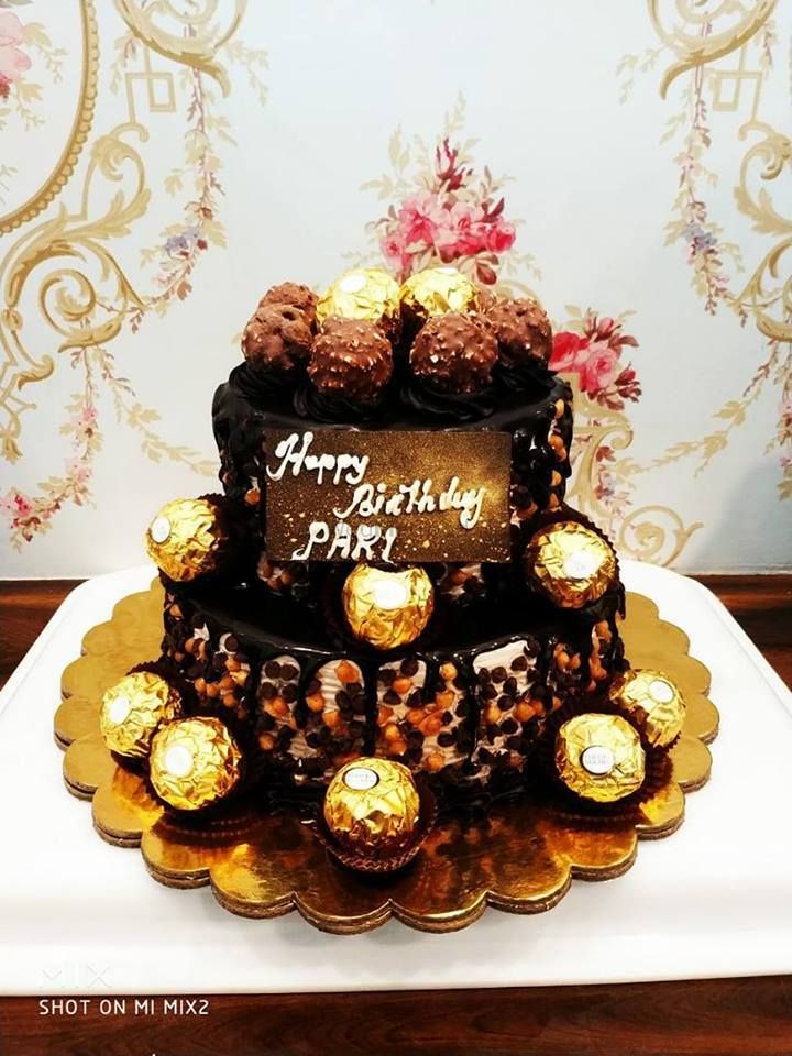 Photo By Toostee's Cakes and Bakes - Cake