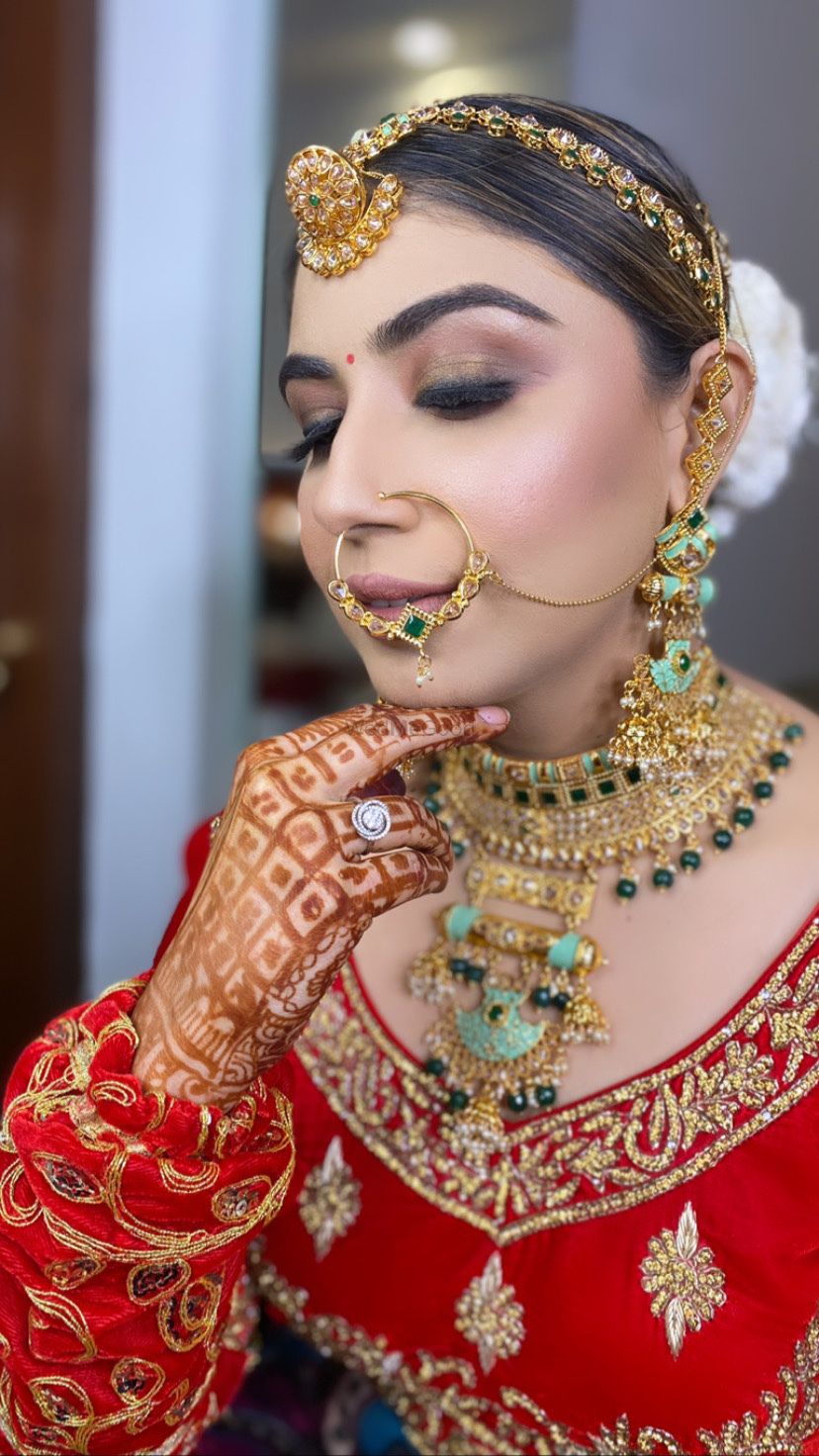 Photo By Makeover By Stuti - Bridal Makeup