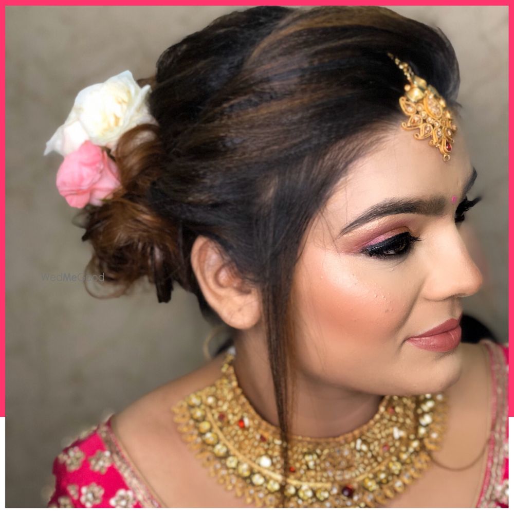 Photo By Kusha Makeovers - Bridal Makeup