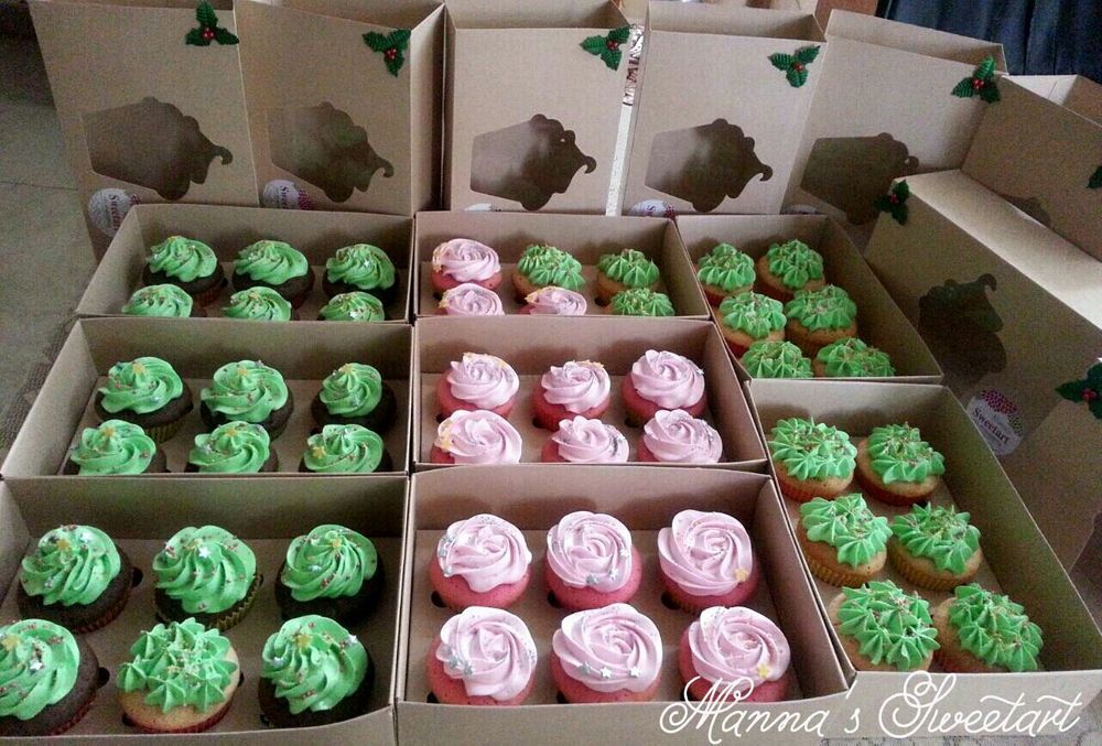 Photo By  Manna's Sweetart Cakes - Favors