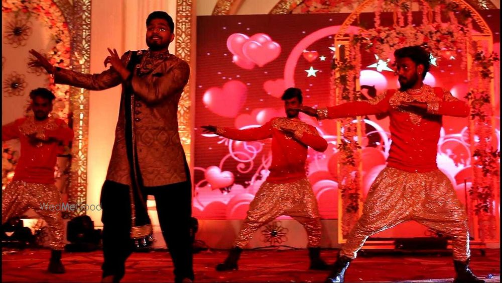 Photo By The Dance Planet - Sangeet Choreographer
