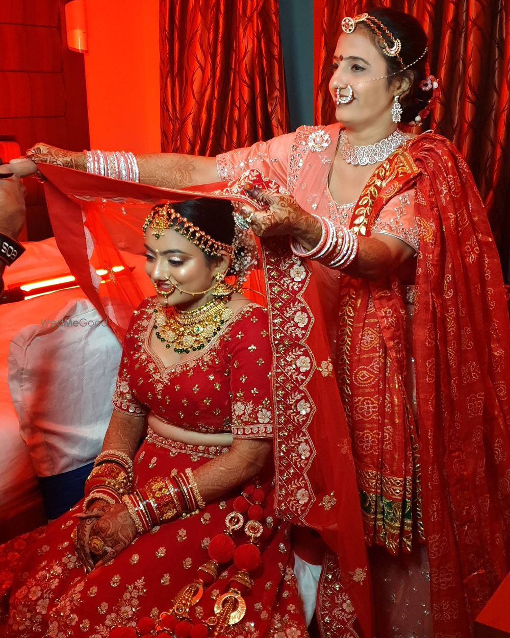 Photo By Makeovers by Vidhi Kadam - Bridal Makeup