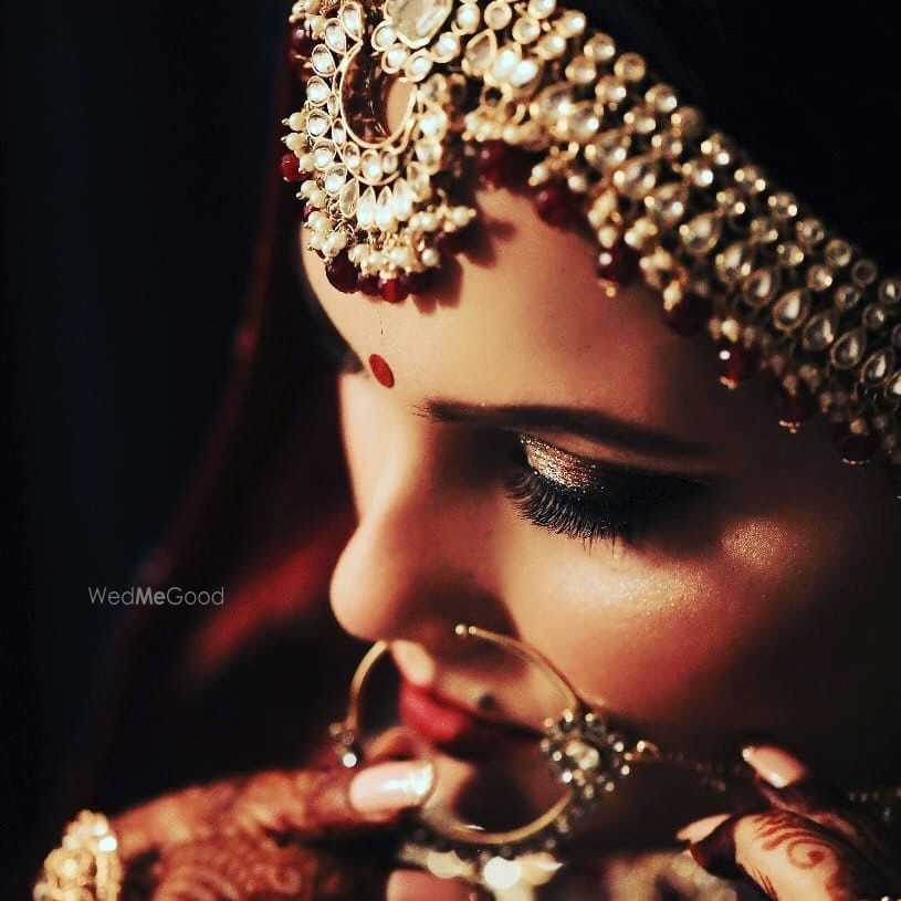 Photo By Roshni Safir - Bridal Makeup