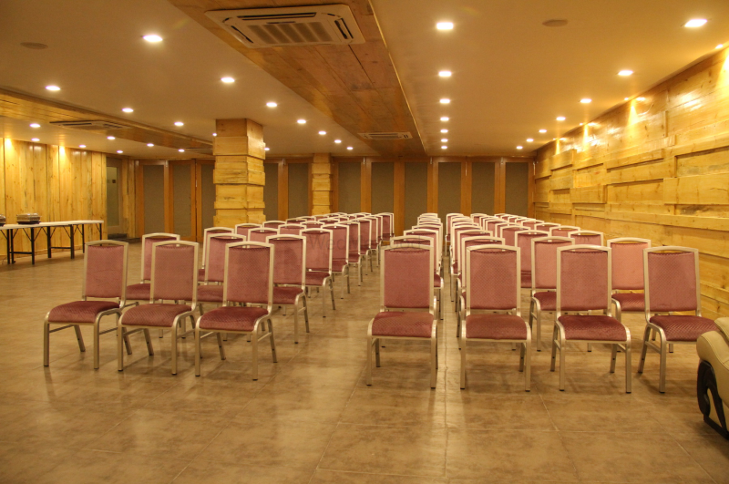 Hotel Avadh Inn, Jivrajpark