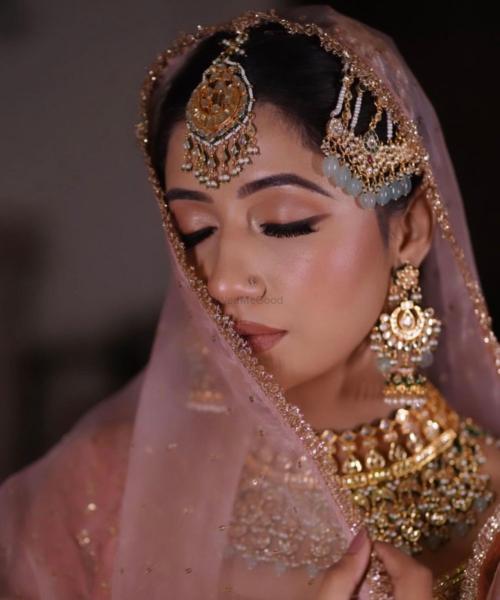 Photo By Makeovers by Amisha Chugh - Bridal Makeup