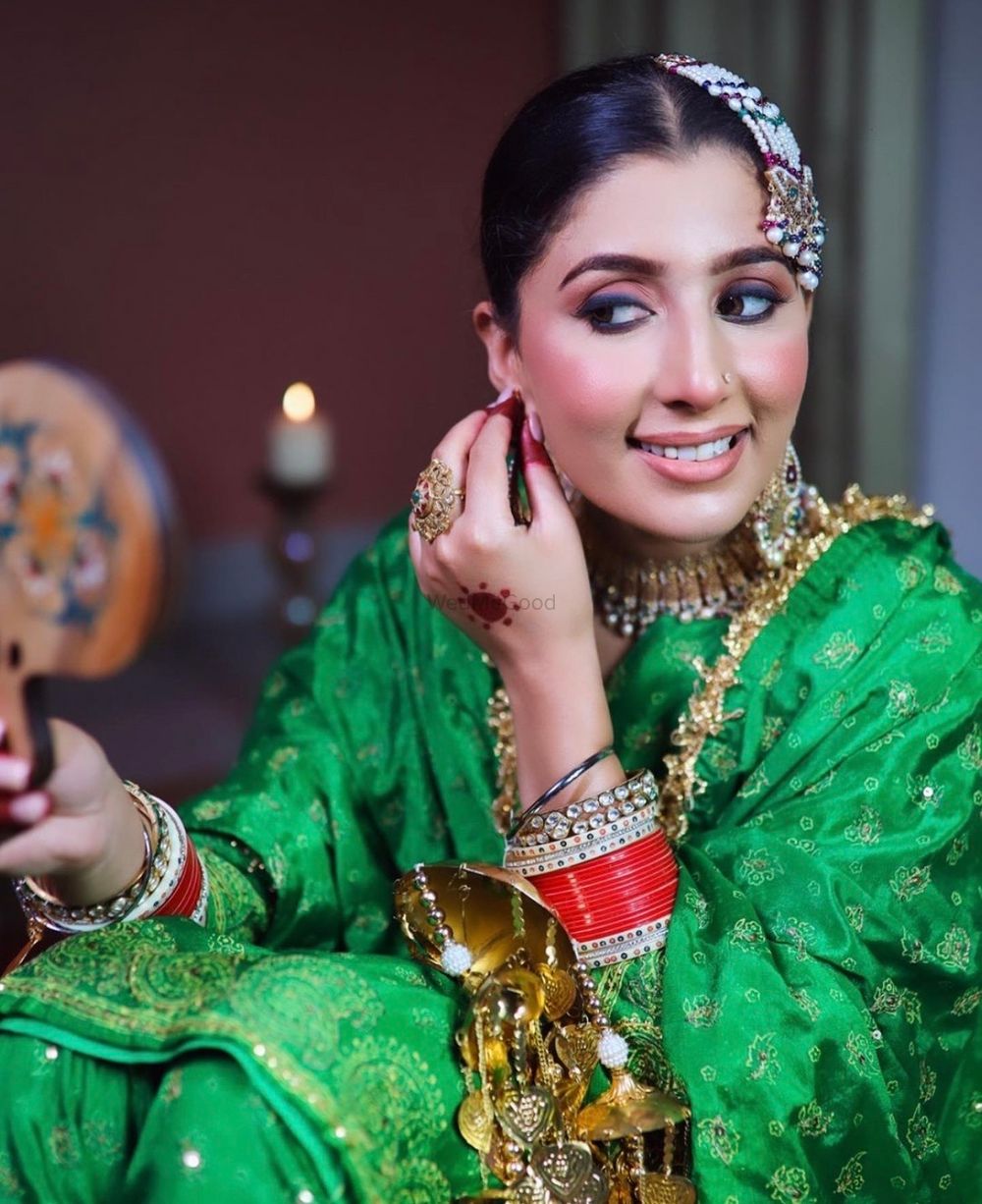 Photo By Makeovers by Amisha Chugh - Bridal Makeup