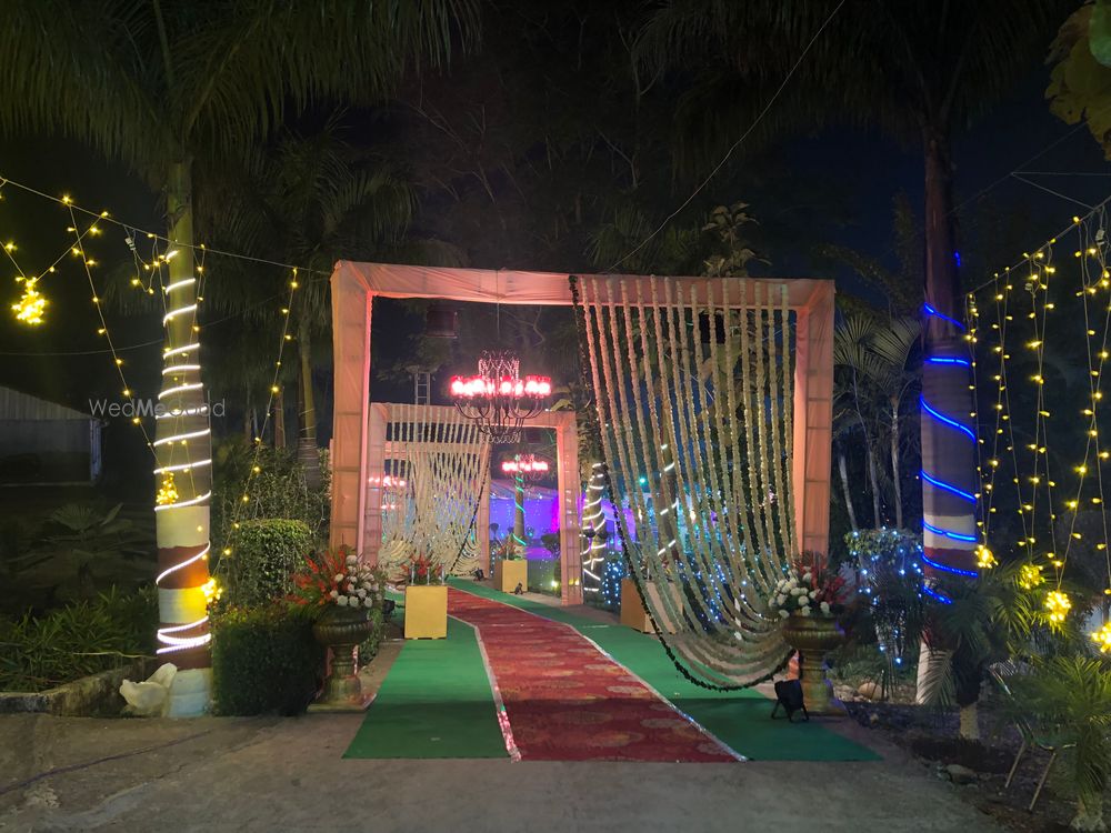 Photo By GAILSUN GREENS - Venues