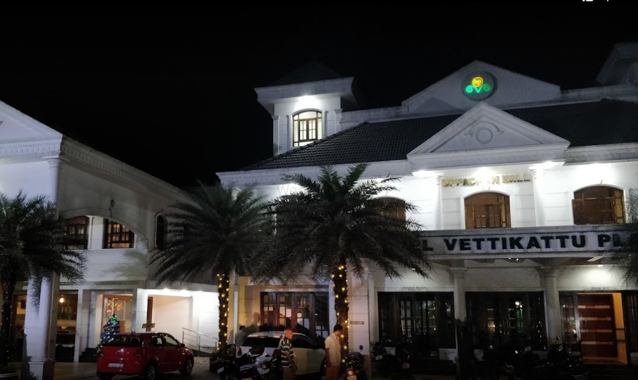 Hotel Vettikattu Plaza
