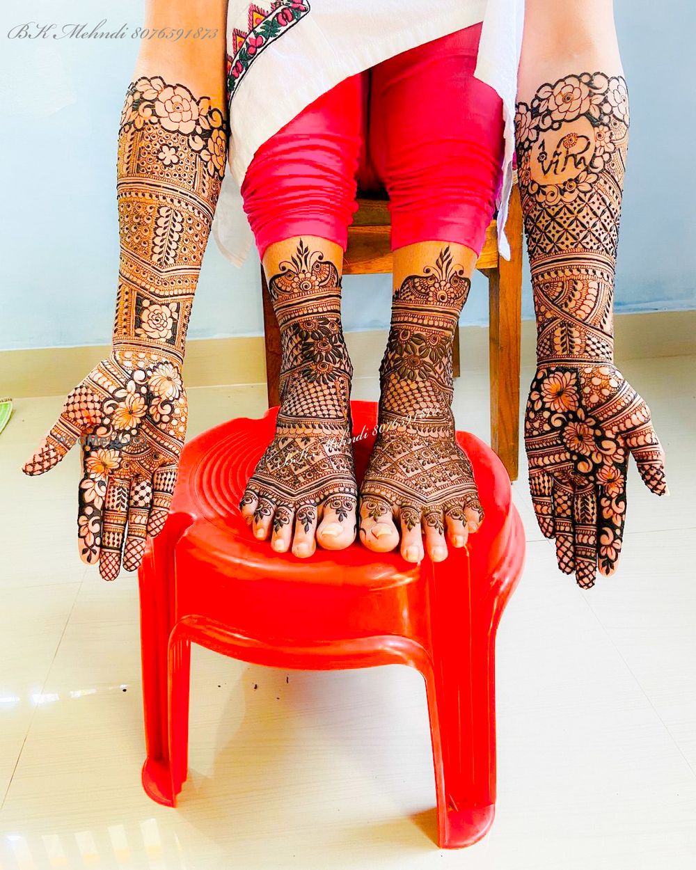 Photo By Bashisth Mehandi Art - Mehendi Artist