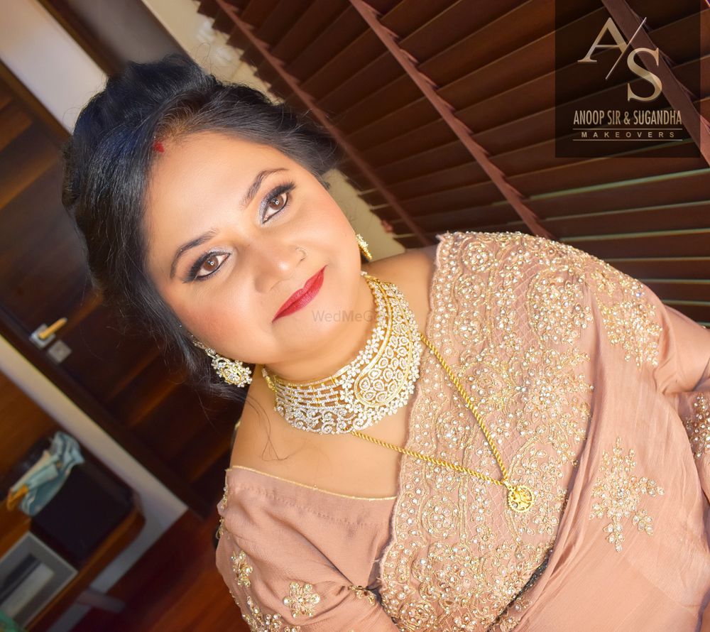 Photo By Anoop Sir & Sugandha Makeovers - Bridal Makeup