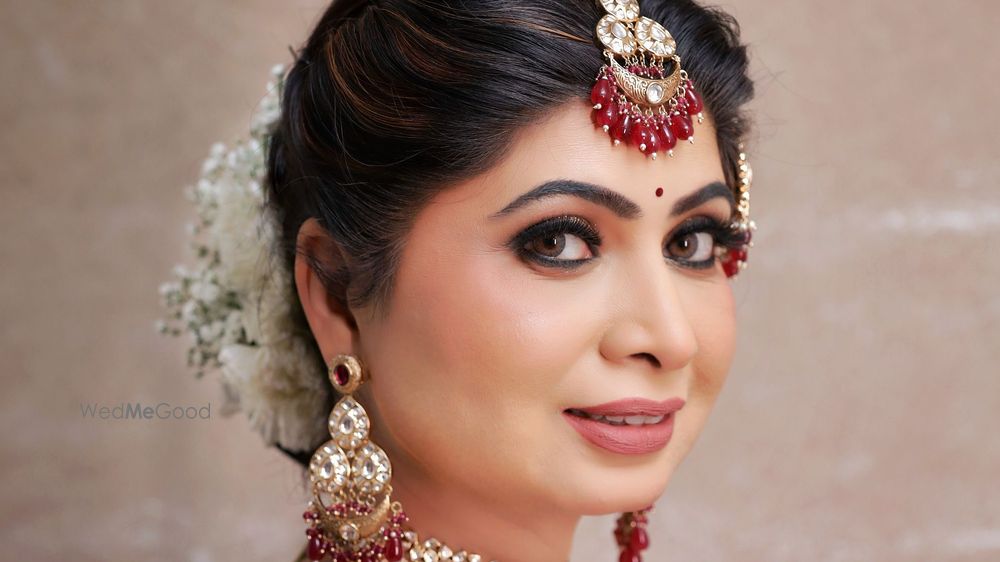 Olynaa Sinha Artistry