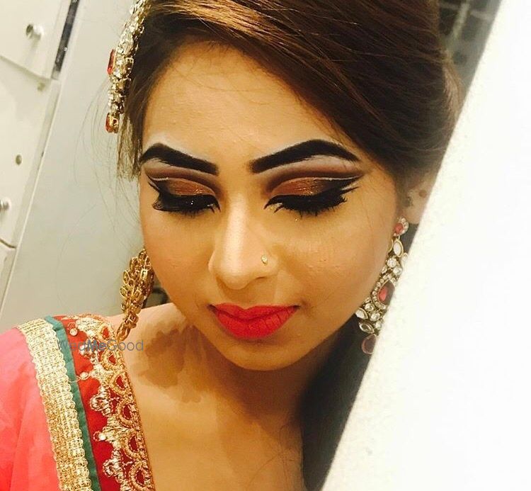 Photo By Pooja Sharma Makeovers - Bridal Makeup