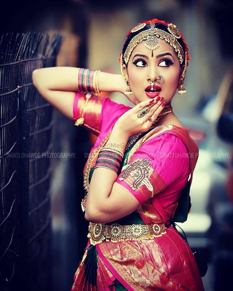 Photo By Trunali Pawar Choreography - Sangeet Choreographer