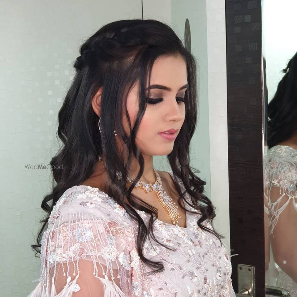 Photo By Makeup and Hair by Dixita Mehta - Bridal Makeup