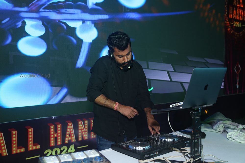 Photo By DJ UTKARSH - DJs