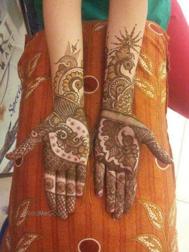 Photo By Ravi Mehandi Artist - Mehendi Artist
