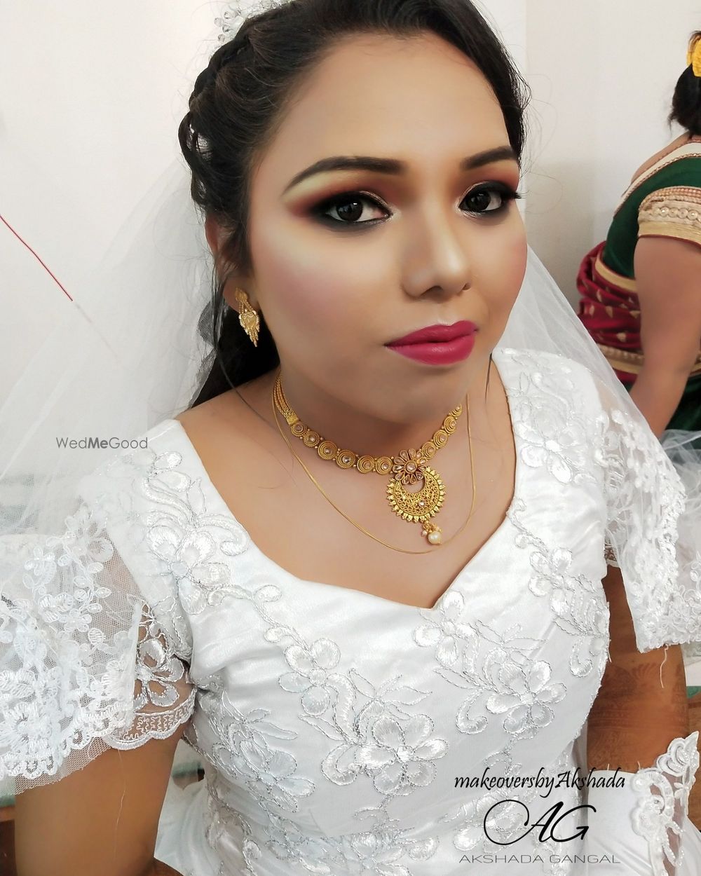 Photo By Makeovers by Akshada - Bridal Makeup