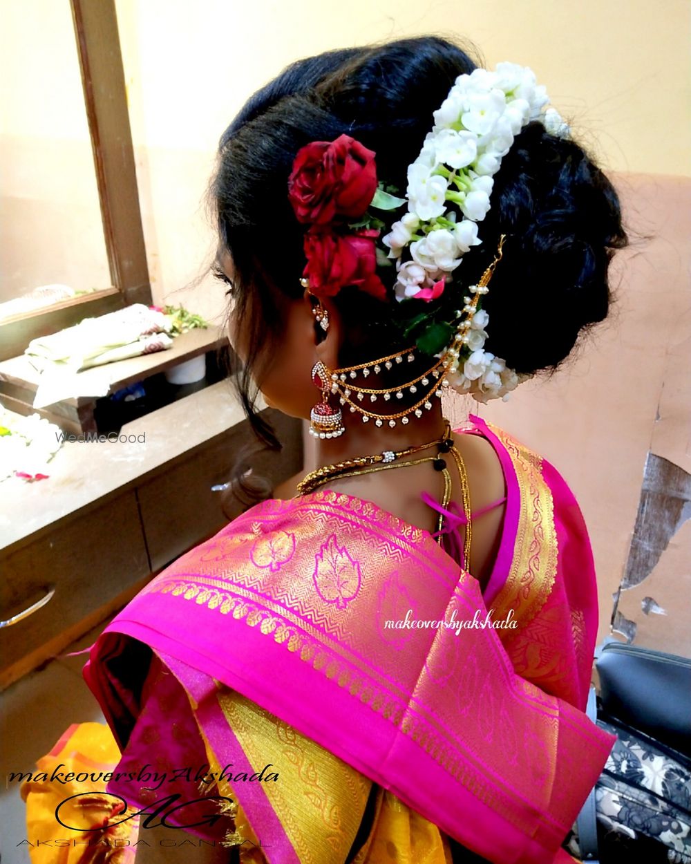 Photo By Makeovers by Akshada - Bridal Makeup