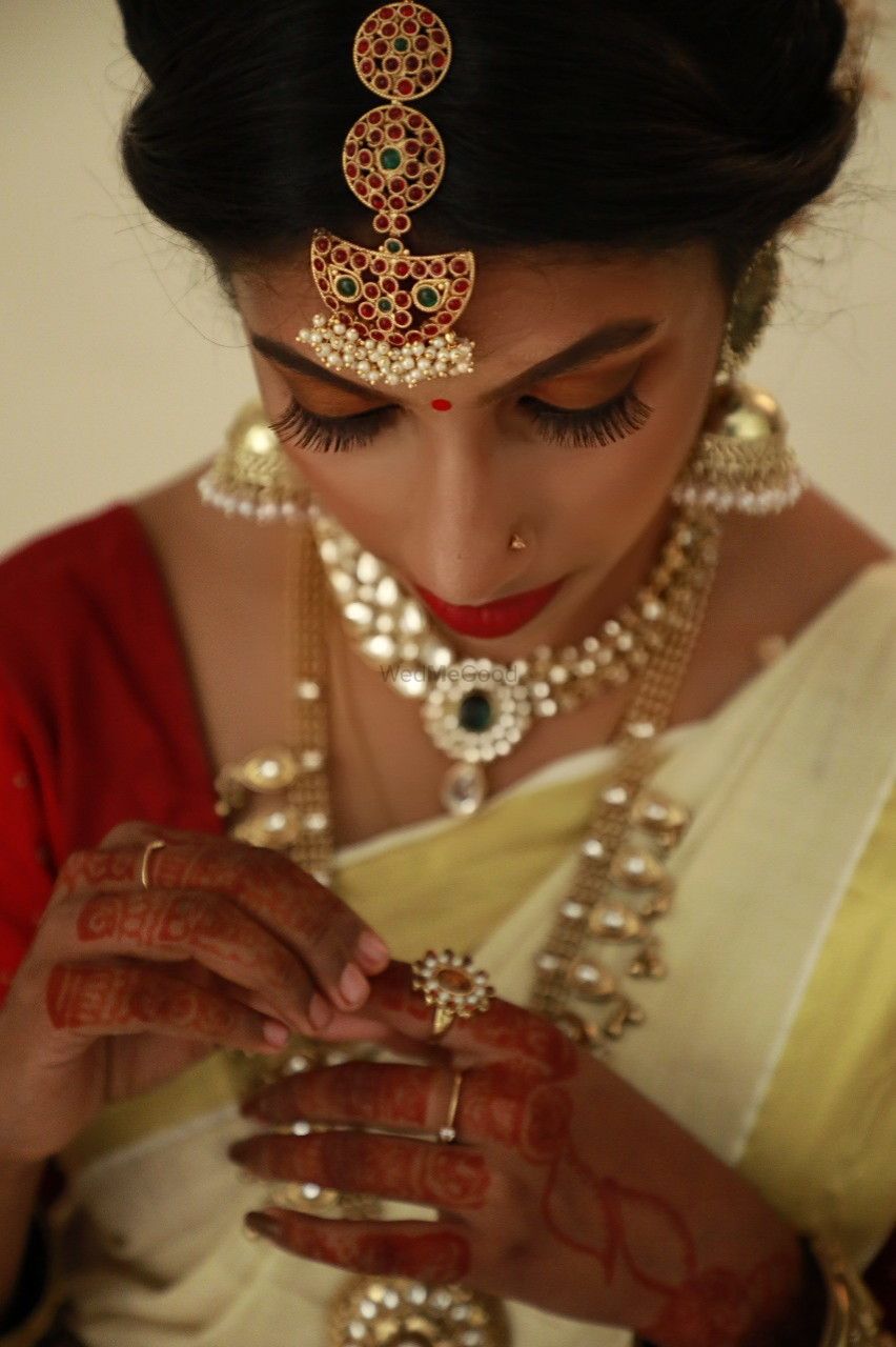 Photo By Madona Sarkar Makeup Artist - Bridal Makeup