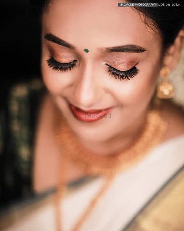 Photo By Madona Sarkar Makeup Artist - Bridal Makeup
