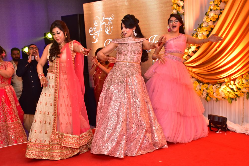 Photo By Aastha Wedding Choreography - Sangeet Choreographer