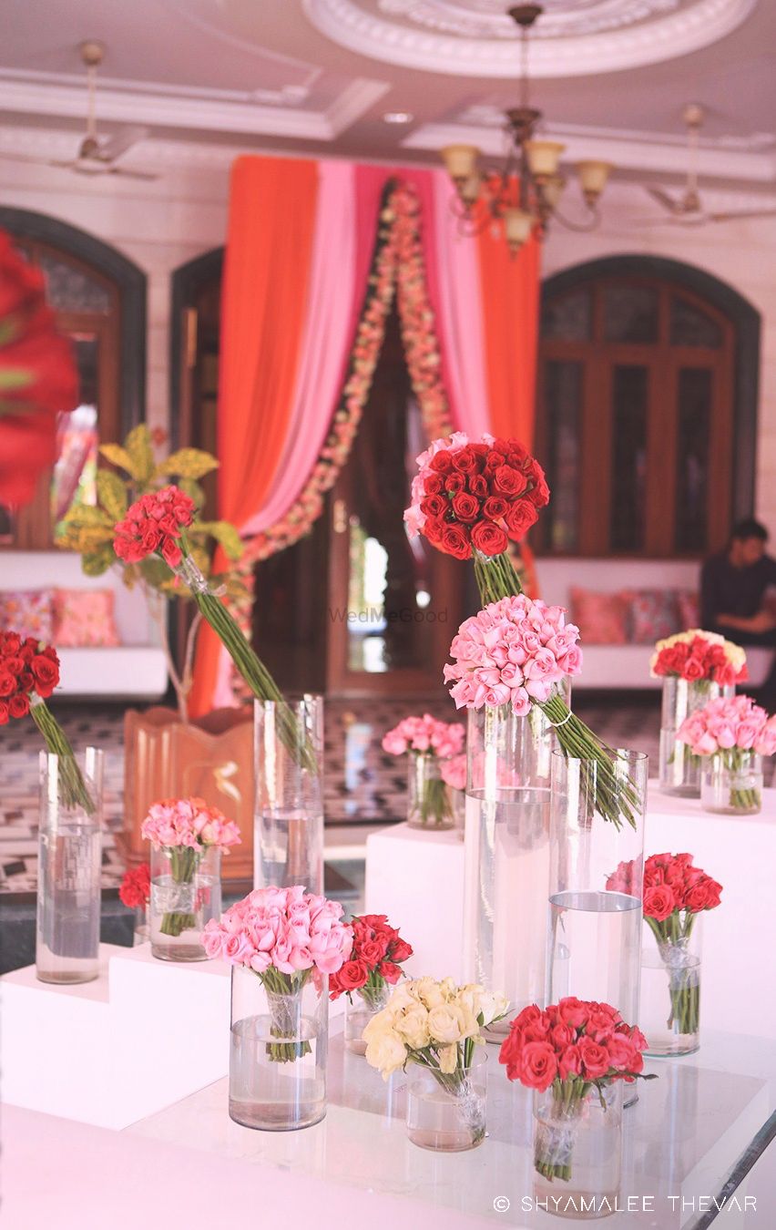 Photo of Table settings using fresh roses!