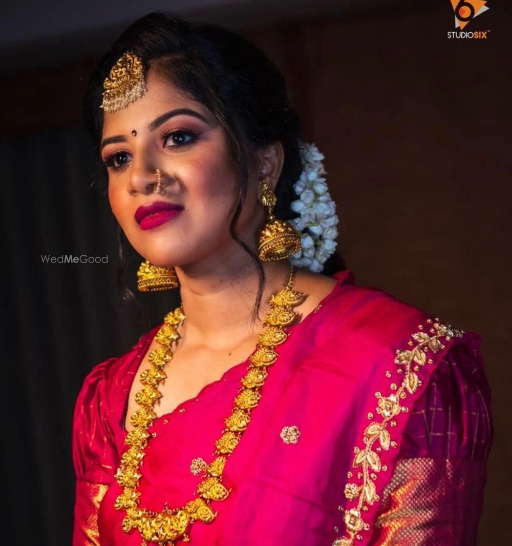 Photo By Sangi Avias Makeup - Bridal Makeup